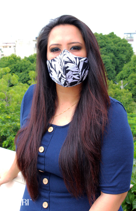 monochrome leaf print mask for women