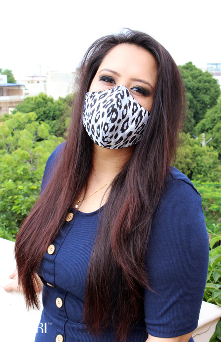 monochrome leopard print mask for women
